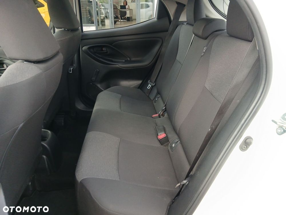 Toyota Yaris - 41