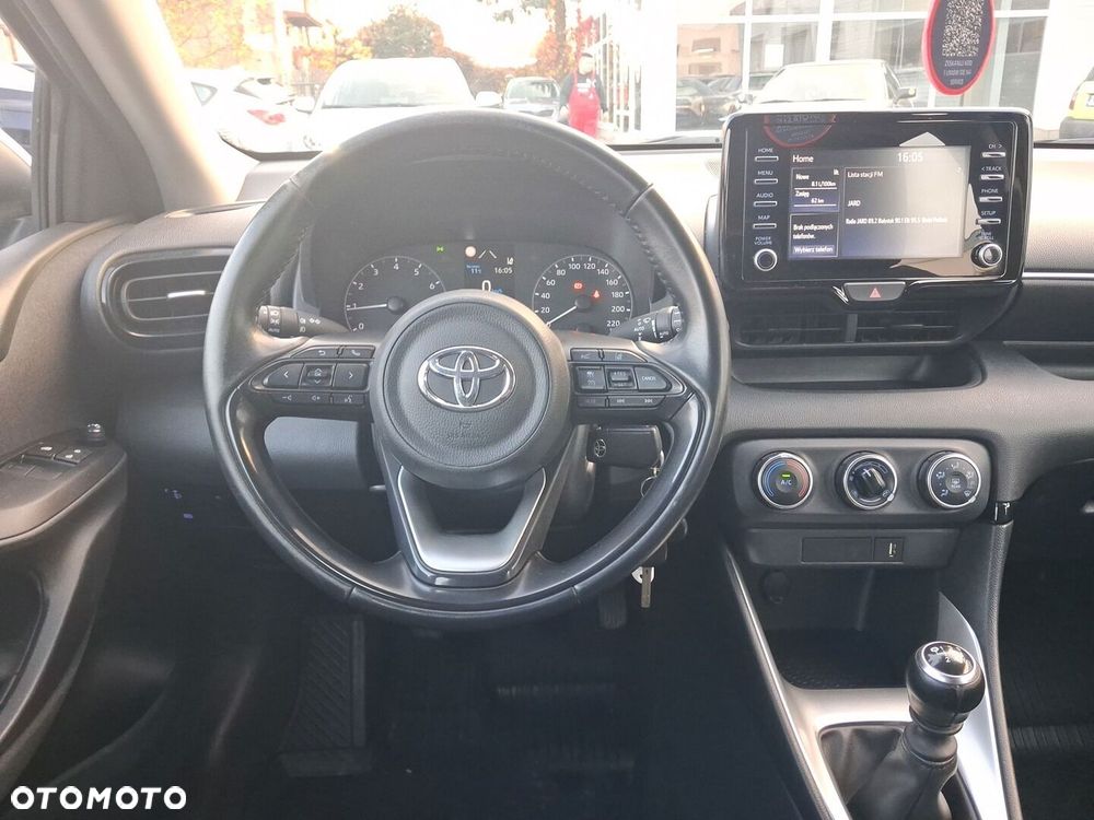 Toyota Yaris 1.5 Comfort - 16