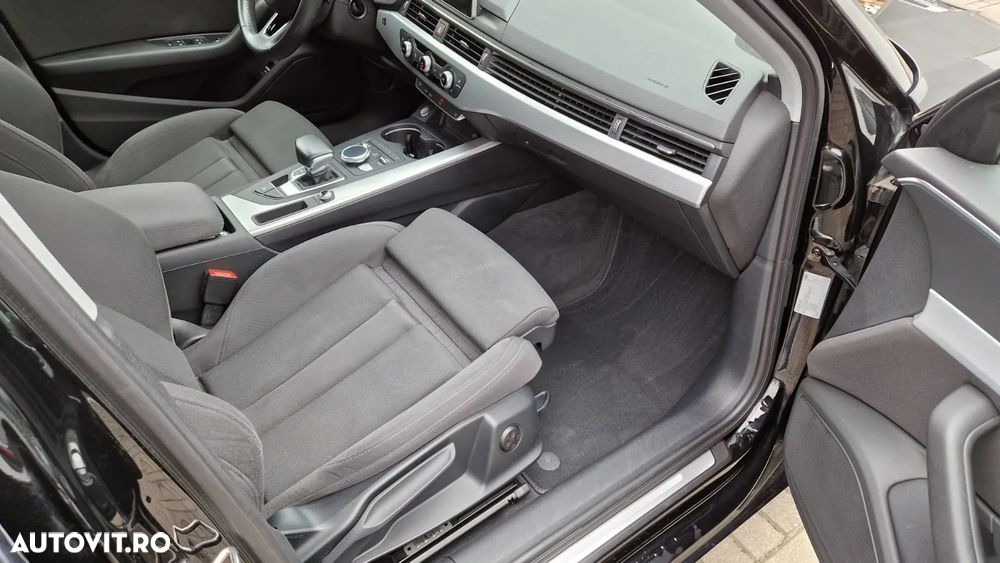 Audi A4 2.0 TDI S tronic Sport - 24
