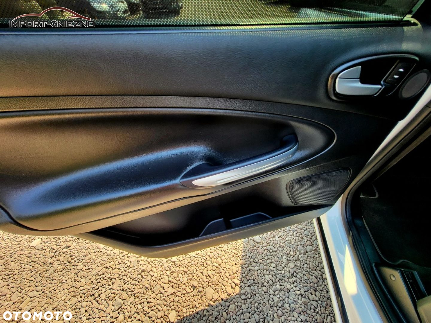 Ford S-Max - 10