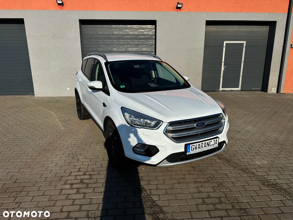 Ford Kuga - 12