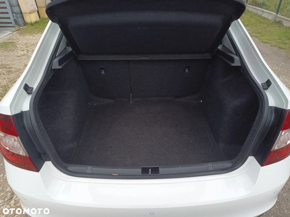 Skoda RAPID 1.0 TSI Active - 19