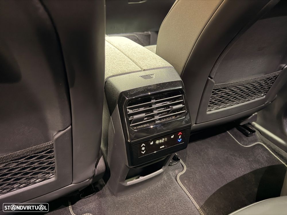 Peugeot 5008 Hybrid 145 e-DSC6 GT Exclusive - 24