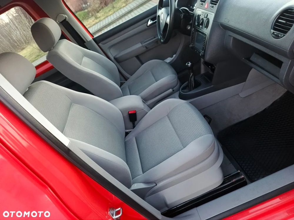 Volkswagen Caddy 1.9 Life Family (7-Si.) - 23