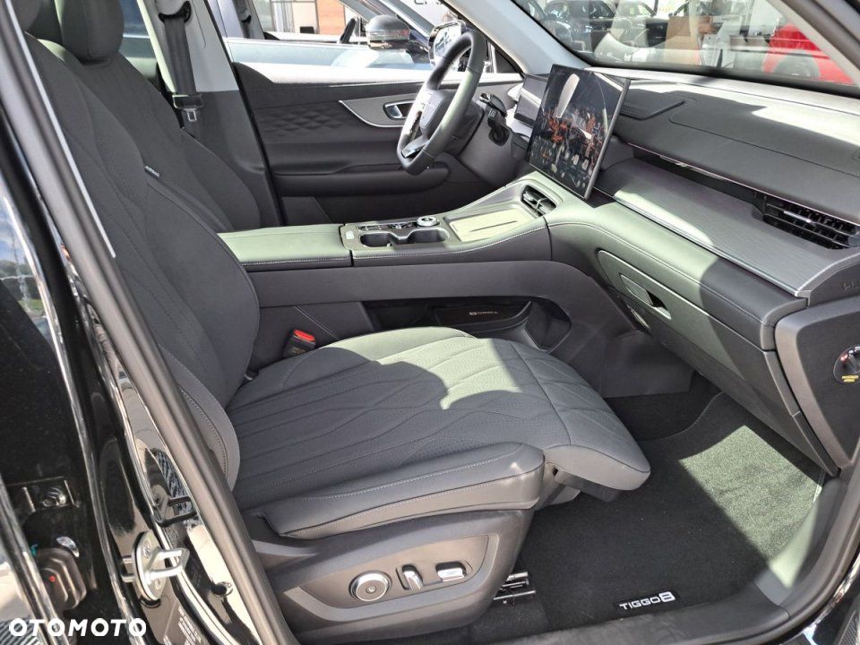 Chery Tiggo 8 - 8