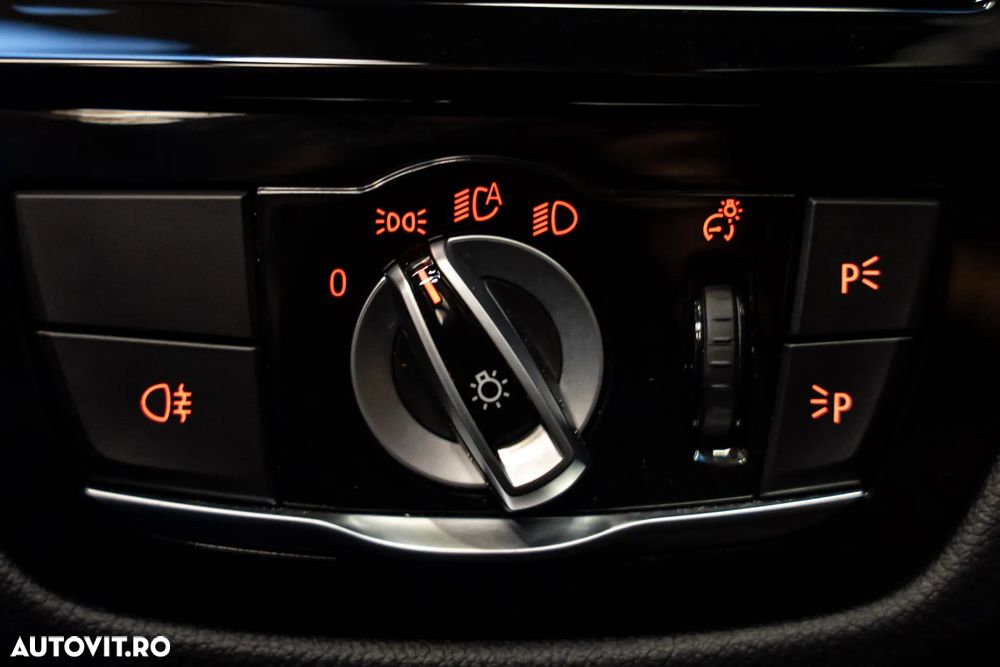 BMW Seria 5 530e xDrive Aut. - 16