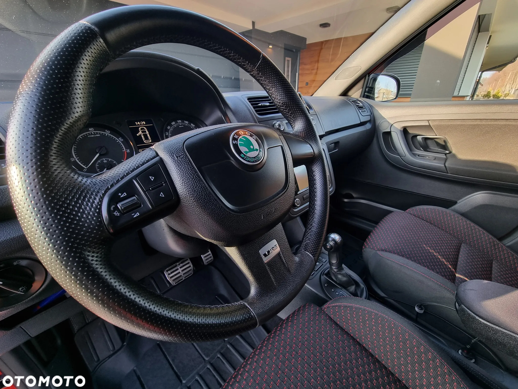 Skoda Fabia 1.4 TSI DSG RS - 4