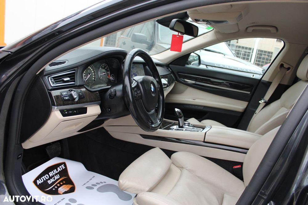 BMW Seria 7 - 12