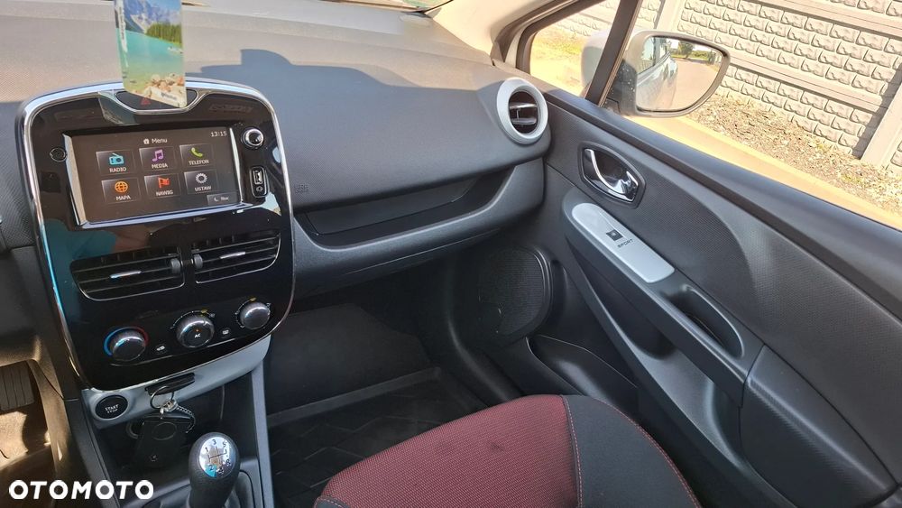 Renault Clio 1.2 16V Alize EU6 - 17