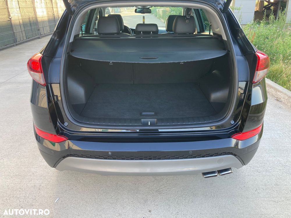 Hyundai Tucson 2.0 CRDI 4WD Premium - 24
