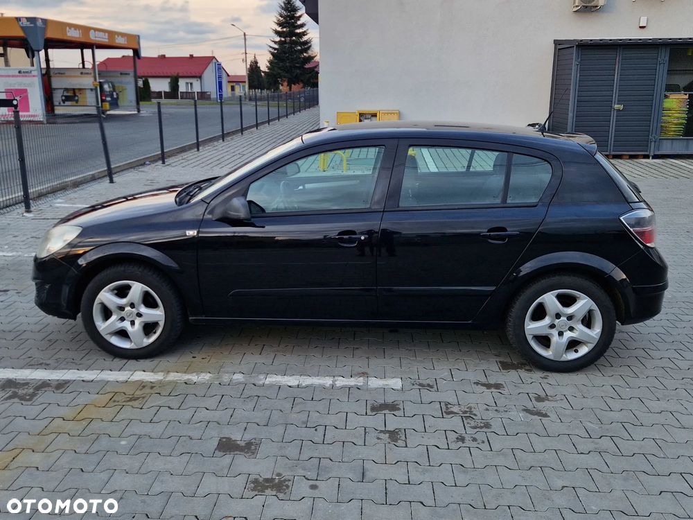 Opel Astra 1.6 Enjoy - 2
