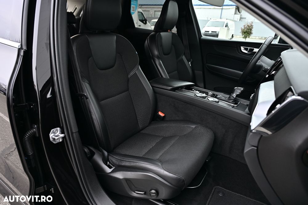 Volvo XC 60 D4 AWD Geartronic Momentum - 14