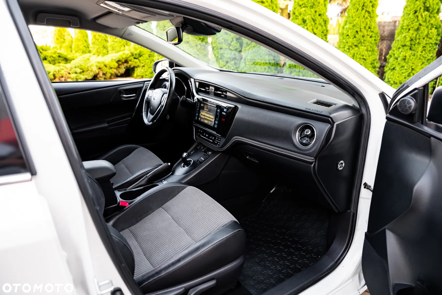 Toyota Auris 1.8 VVT-i Hybrid Automatik Edition S+ - 21