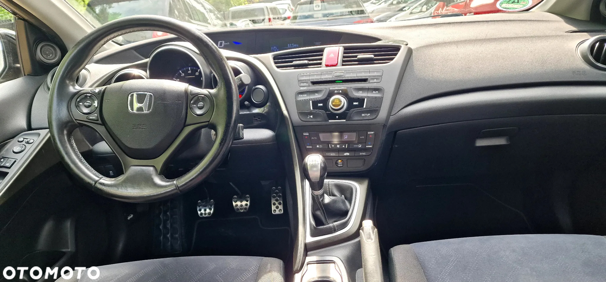 Honda Civic 1.8 Elegance - 8