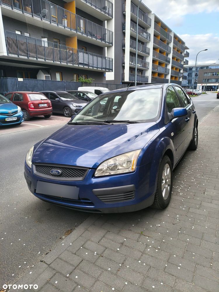 Ford Focus 1.6 Ambiente - 1