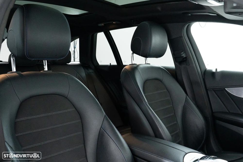 Mercedes-Benz C 300 e AMG Line - 33