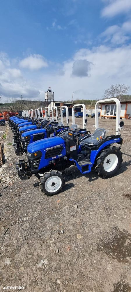 Bizon Tractor 25 CP cu carte japonez, model 4x4 - 3