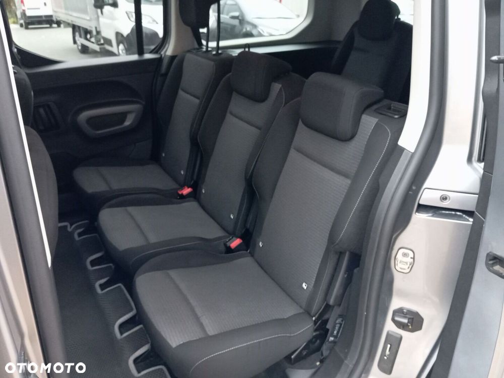 Toyota Proace City Verso Long 1.5 D-4D Family - 11