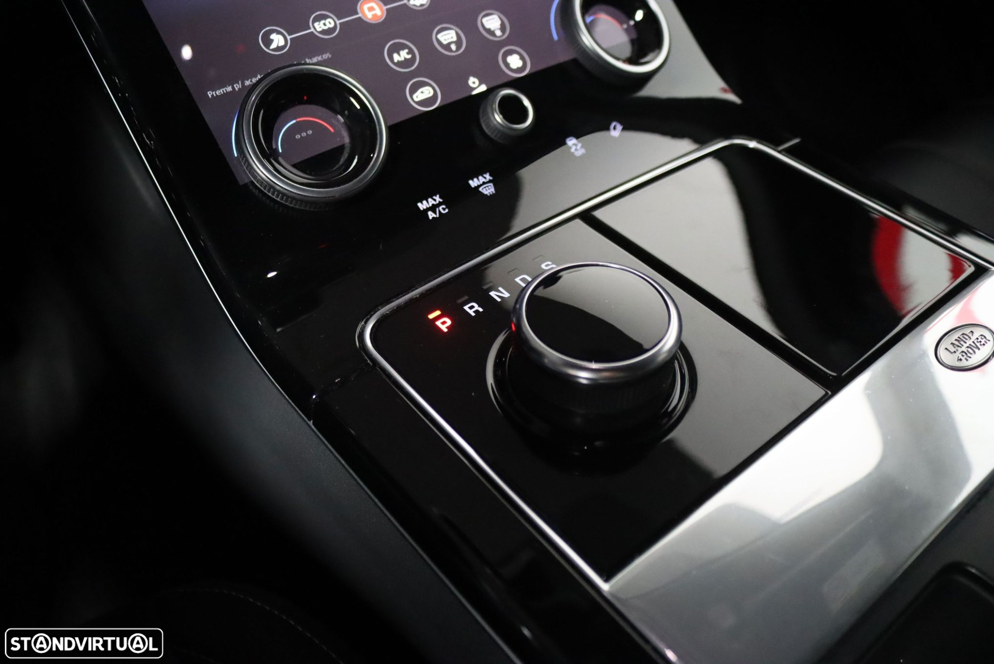 Land Rover Range Rover Velar 3.0 D R-Dynamic - 28
