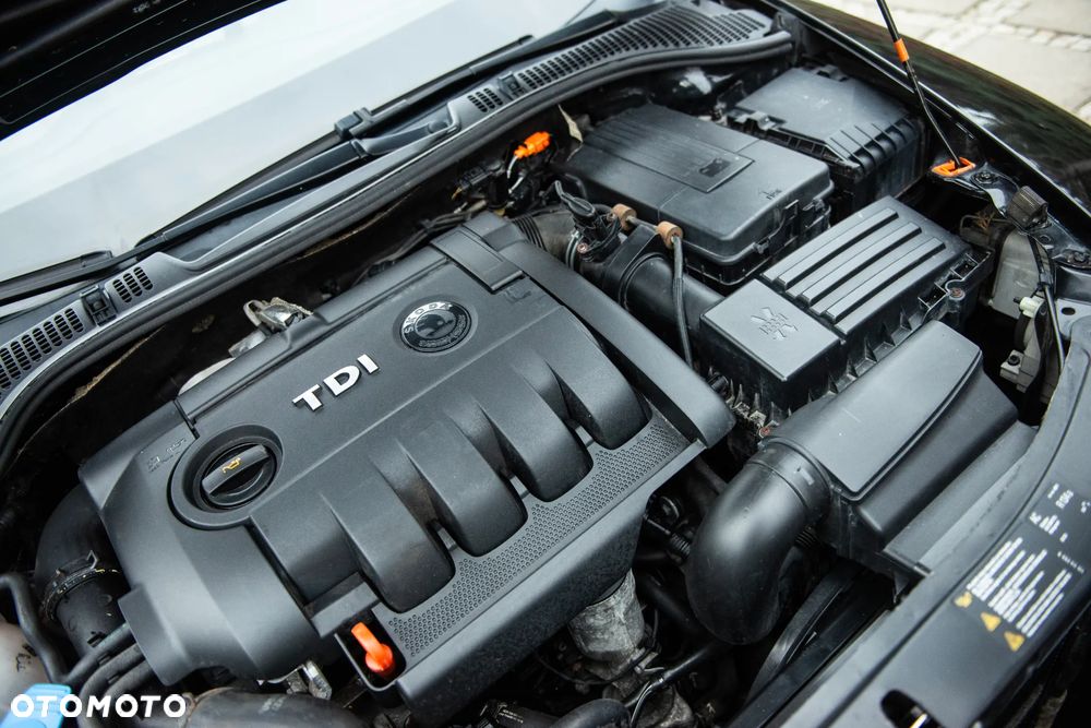 Skoda Octavia 1.9 TDI DSG Elegance - 36