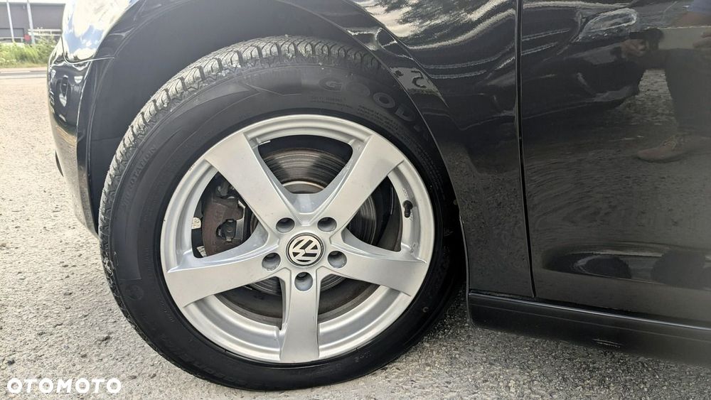 Volkswagen Golf - 36