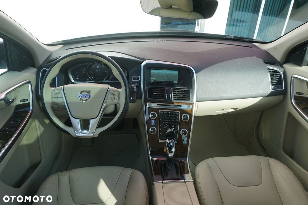 Volvo XC 60 D4 Drive-E Summum - 5