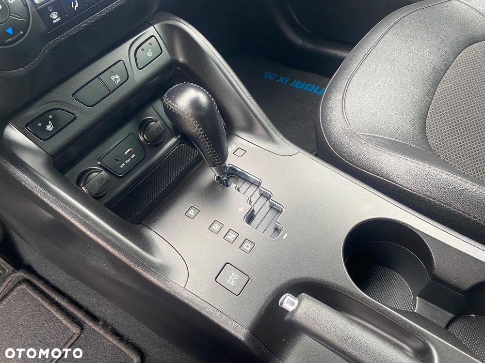 Hyundai ix35 2.0 CRDi 4WD Automatik Premium - 23