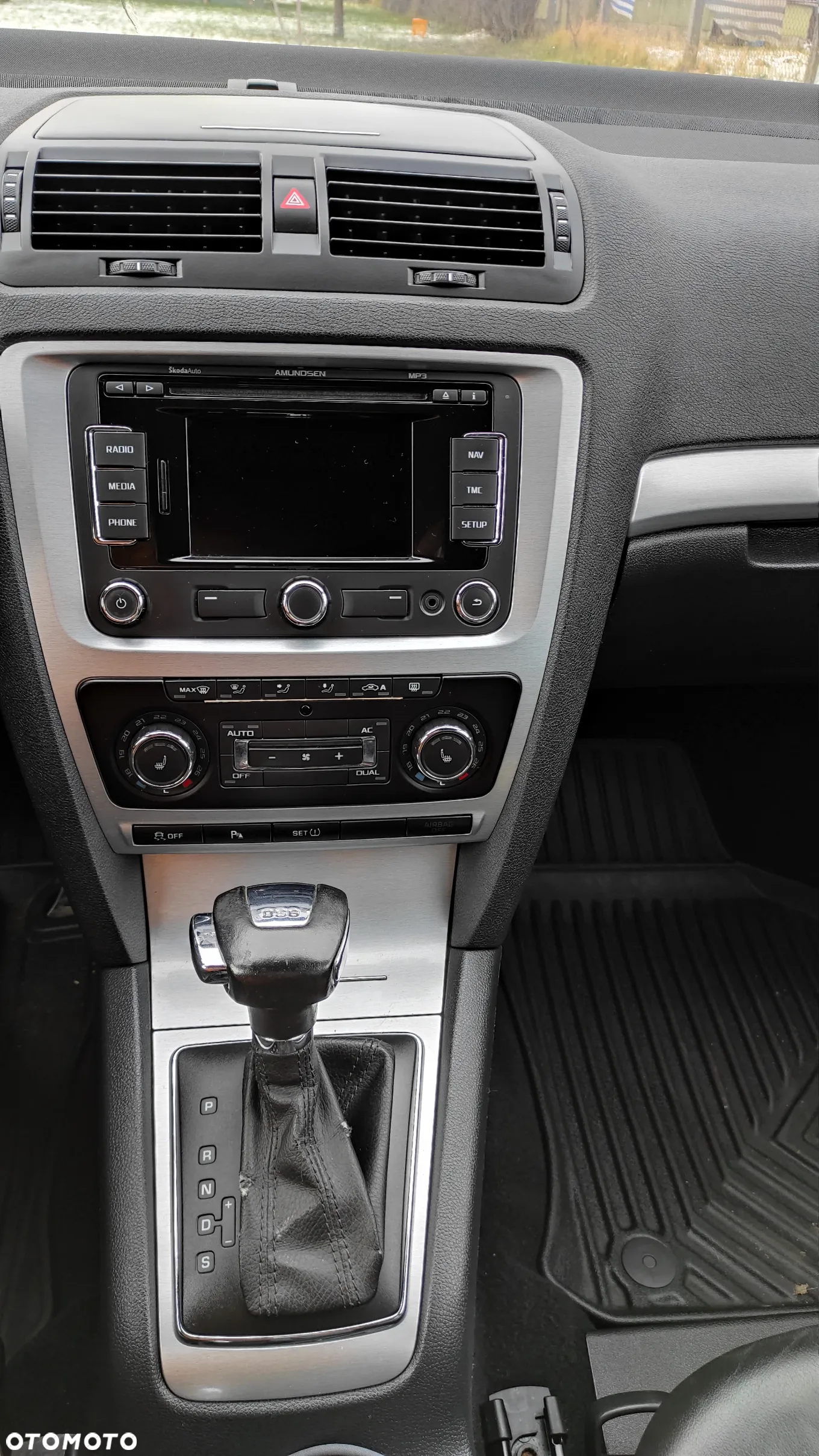 Skoda Octavia Combi 2.0 TDI DPF DSG RS - 11