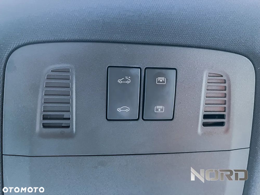 Opel Insignia 2.0 CDTI 4x4 Automatik Business Edition - 31