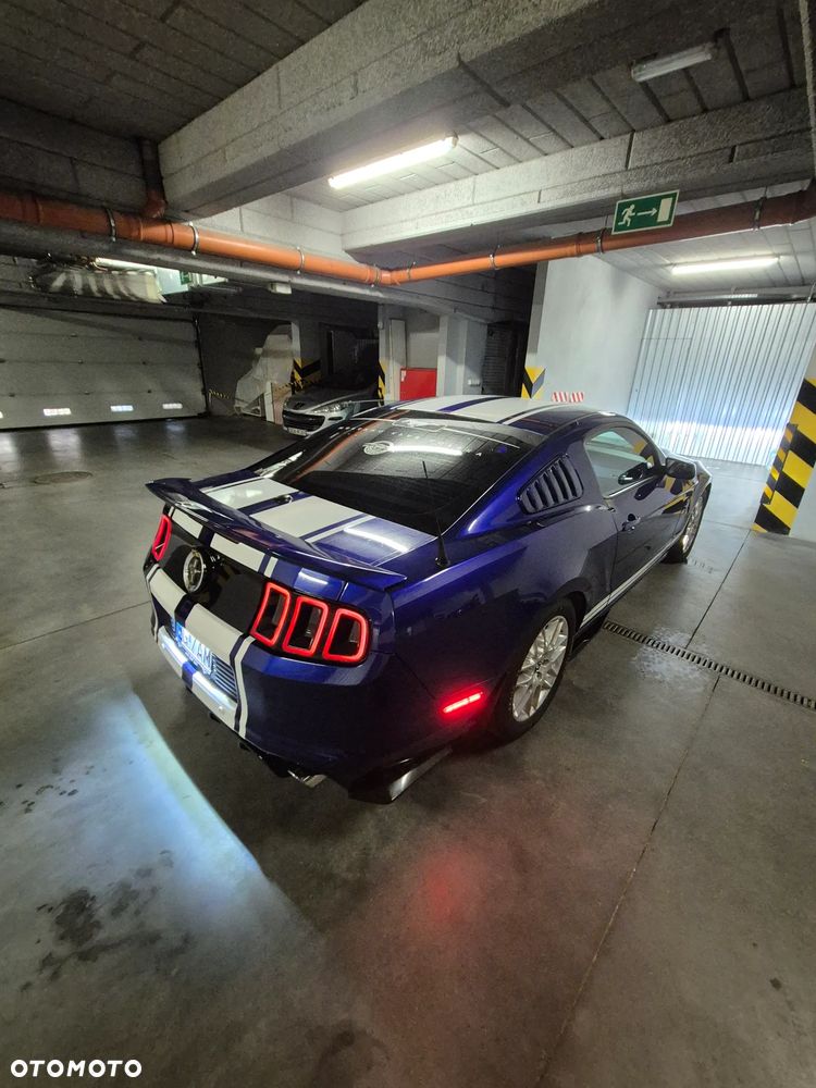 Ford Mustang 3.7 V6 Premium - 3