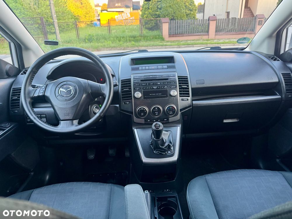 Mazda 5 - 7
