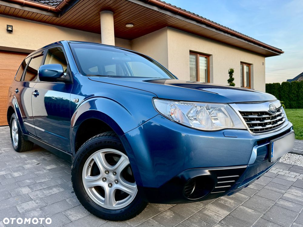 Subaru Forester 2.5 X Premium - 1