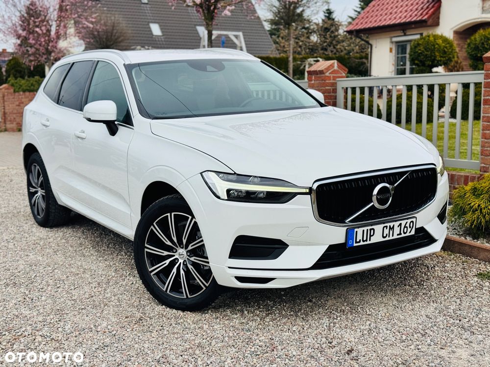 Volvo XC 60 B4 D AWD Geartronic Momentum Pro - 1