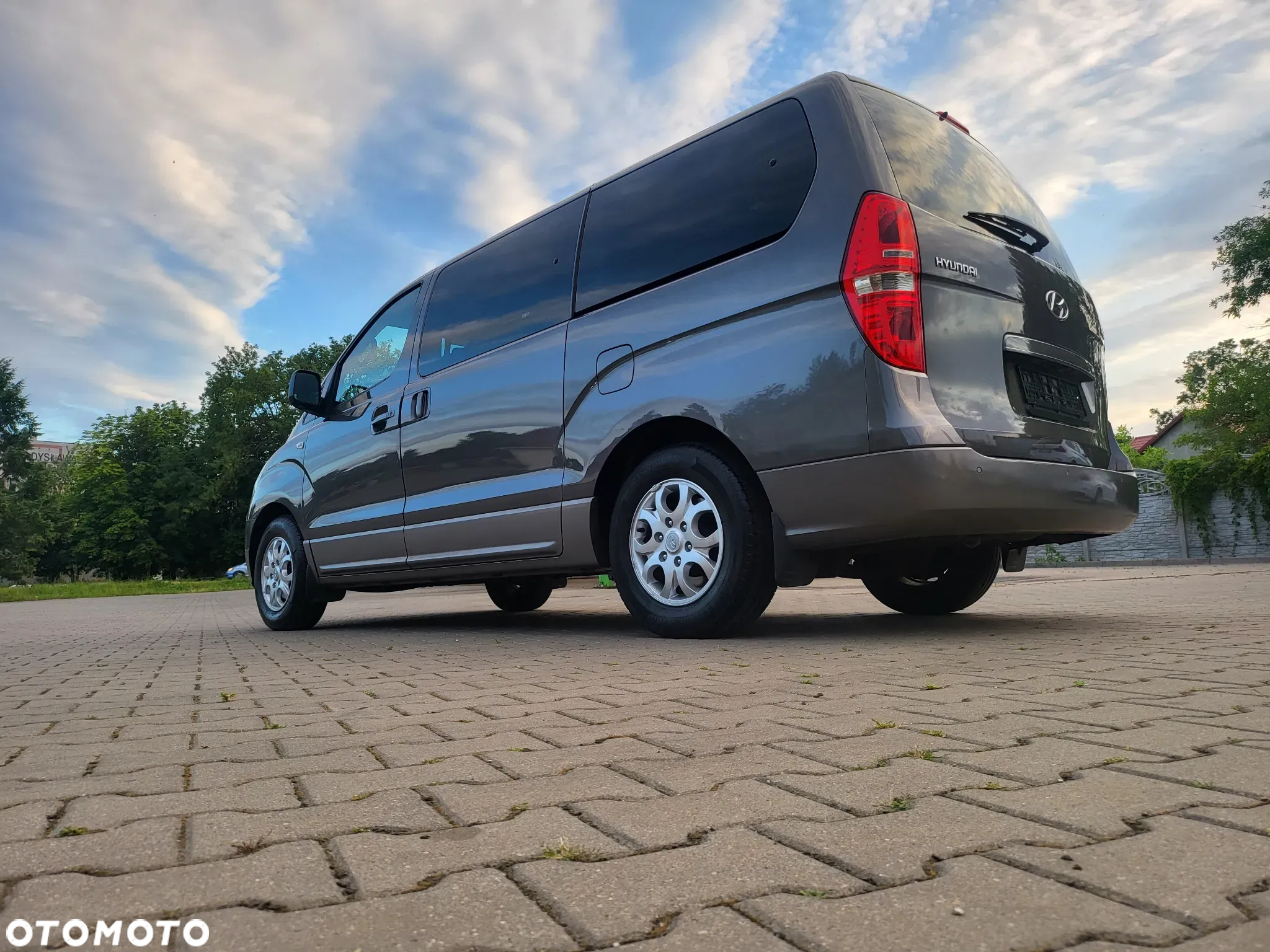 Hyundai H-1 2.5 CRDi Travel Family - 18