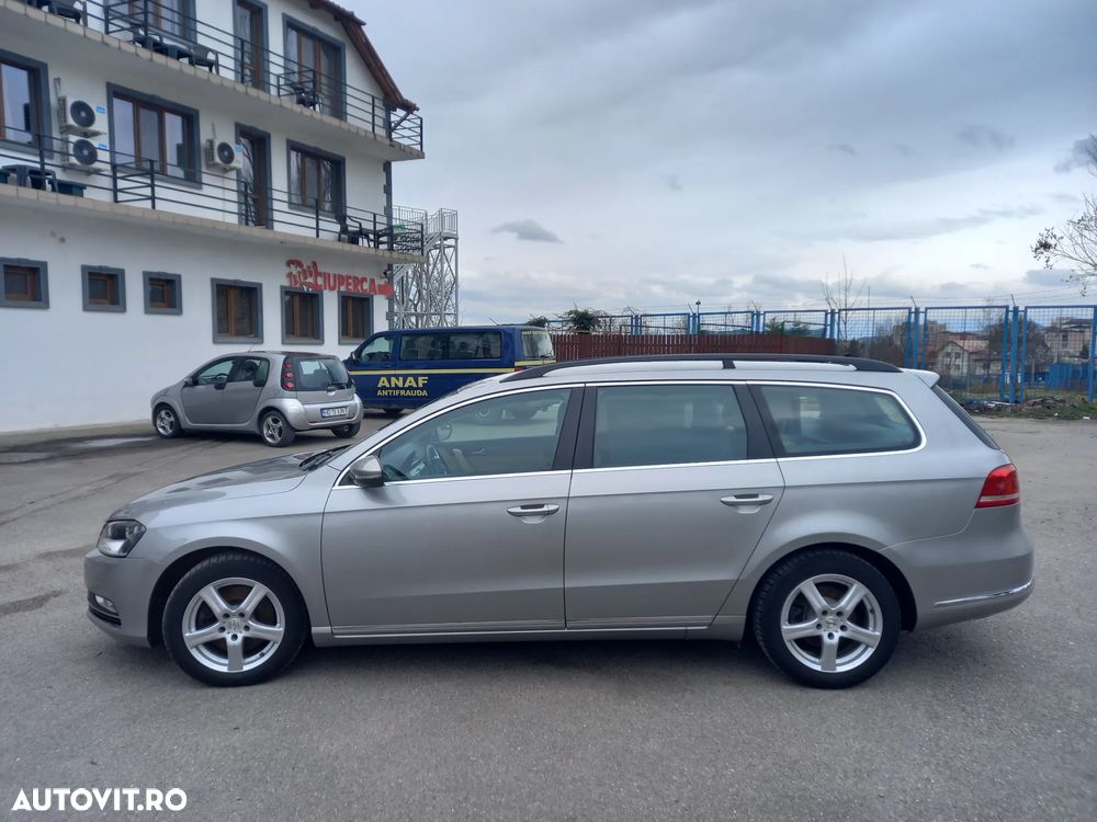 Volkswagen Passat 1.6 TDI DPF BlueMotion Technology Highline - 16
