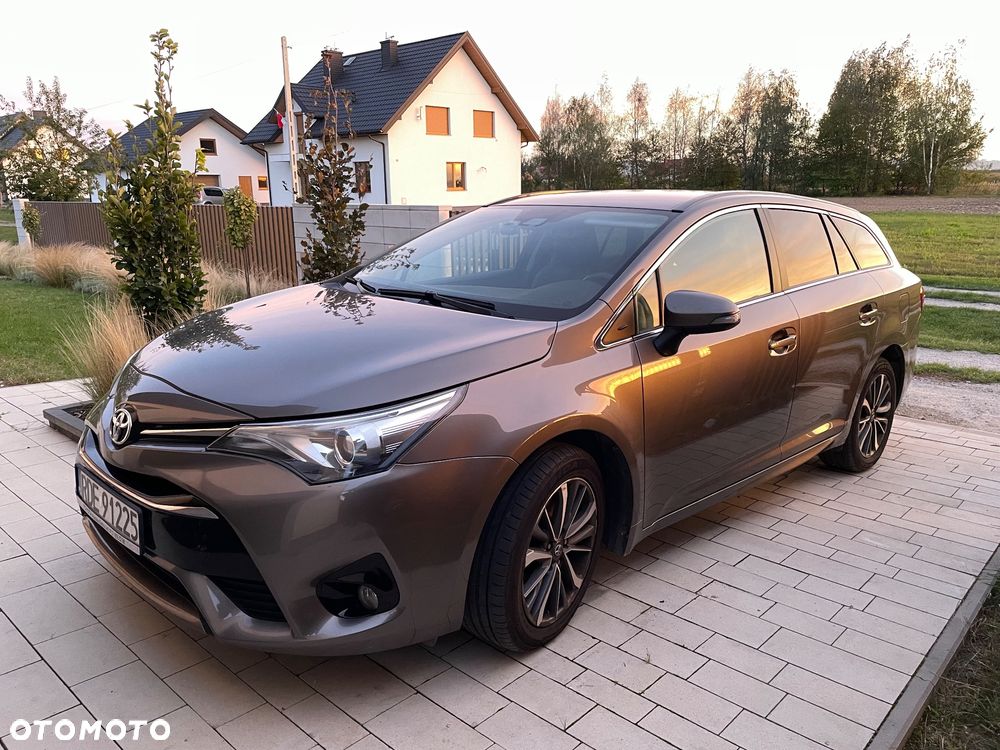 Toyota Avensis - 7