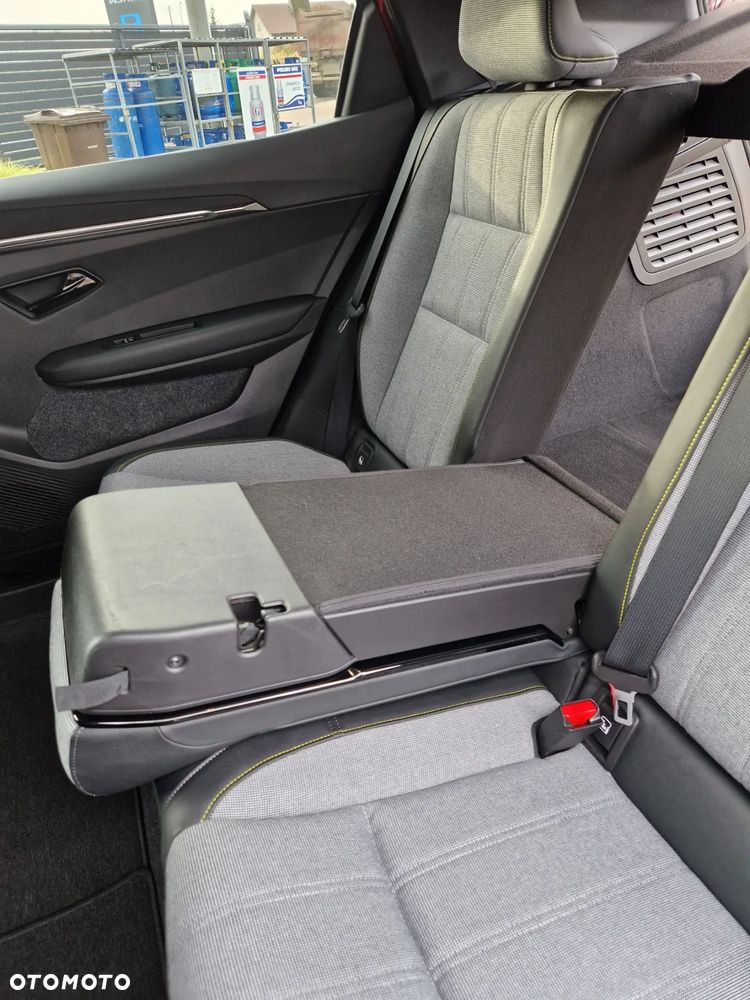 Renault Scenic 220 Long Range Techno - 10