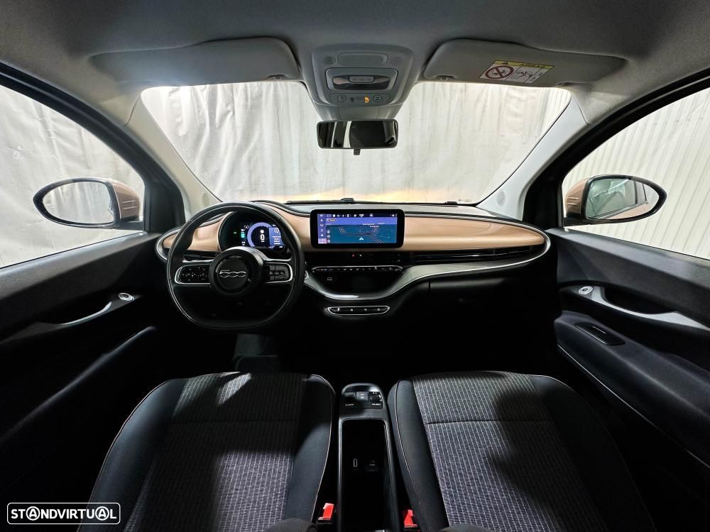 Fiat 500e 42kWh ICON - 11