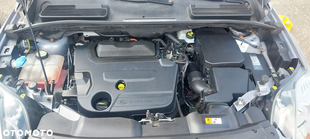 Ford Kuga 2.0 TDCi Titanium - 16