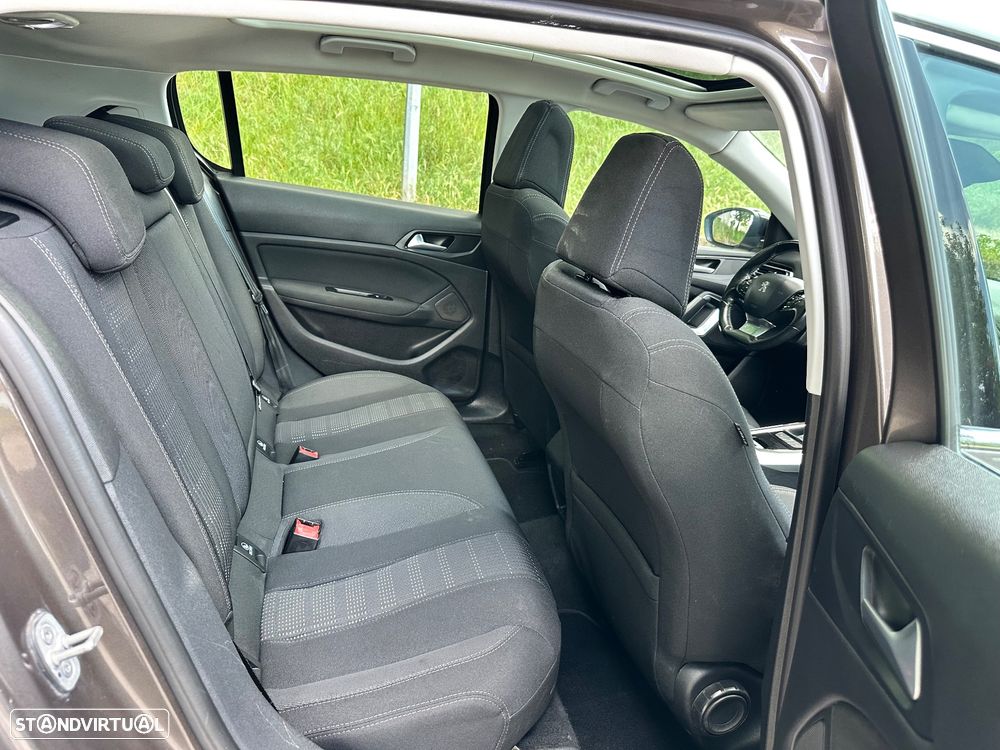 Peugeot 308 BlueHDi FAP 120 EAT6 Stop & Start Allure - 29