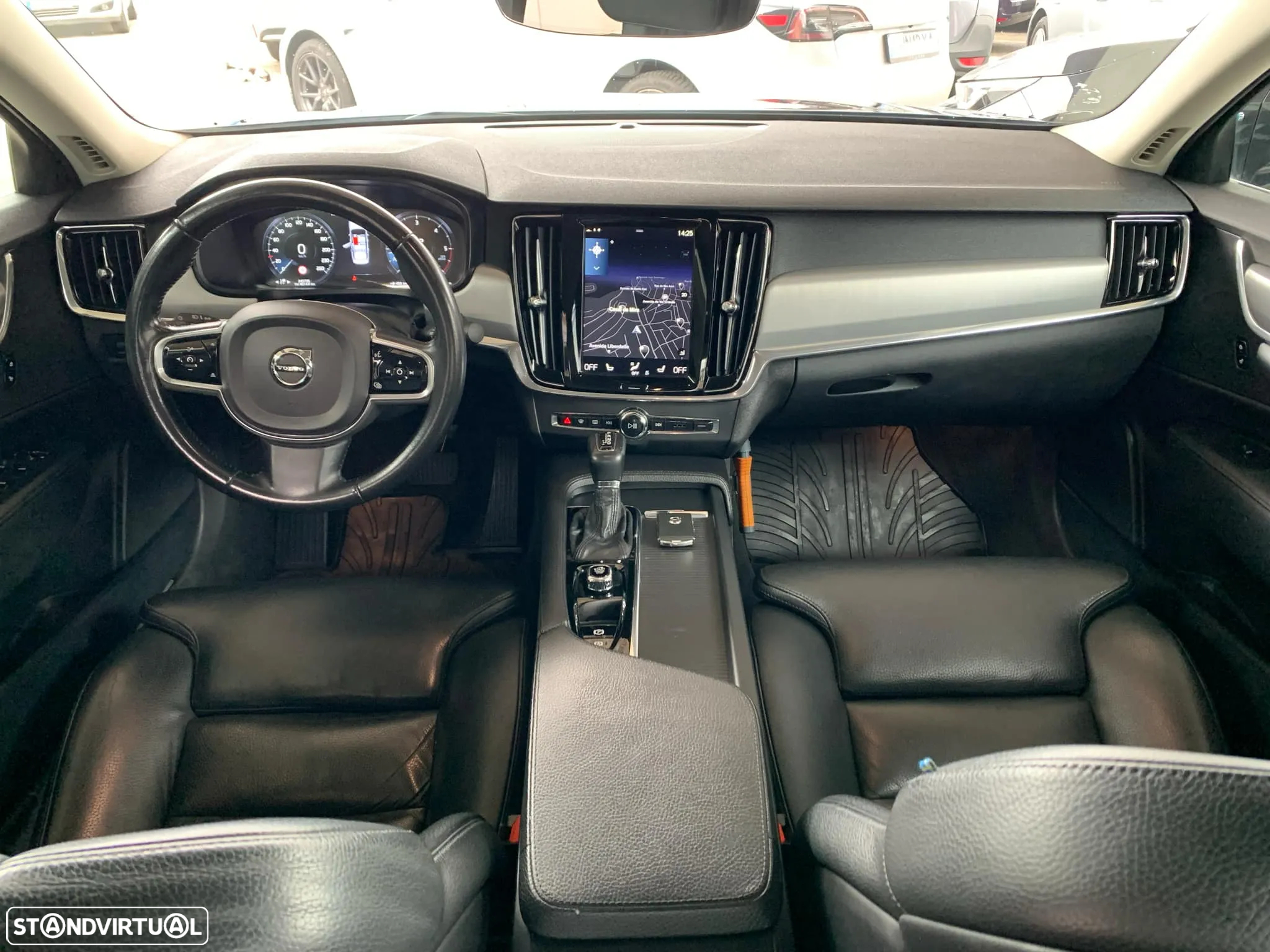 Volvo S90 2.0 D4 Momentum Plus Geartronic - 11