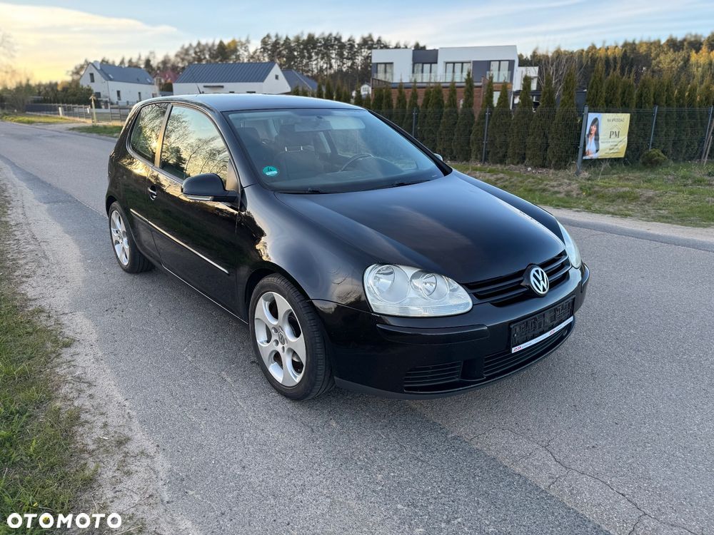 Volkswagen Golf 1.9 TDI Sportline - 5