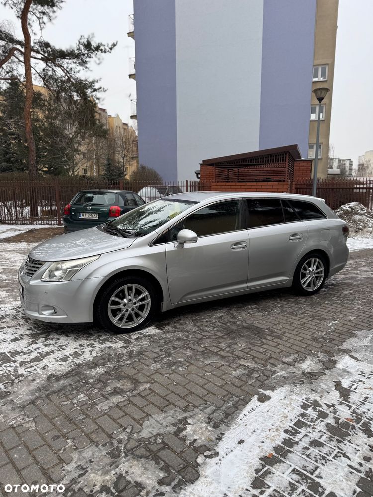 Toyota Avensis 2.0 D-4D Sol plus+NAVI - 3