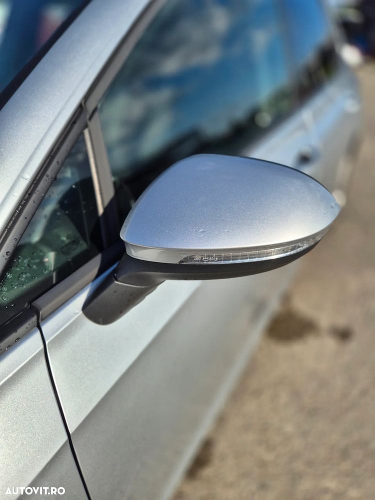 Volkswagen Golf 1.0 TSI Life - 32