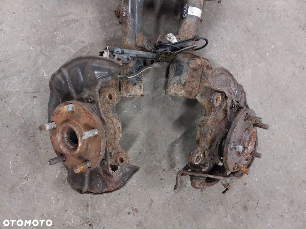 AMORTYZATOR ZWROTNICA LEWY + PRAWY PRZÓD COROLLA VERSO II 2.0 D4D - 4