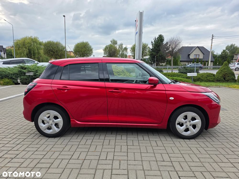Suzuki Swift 1.2 Dualjet SHVS Premium Plus - 4