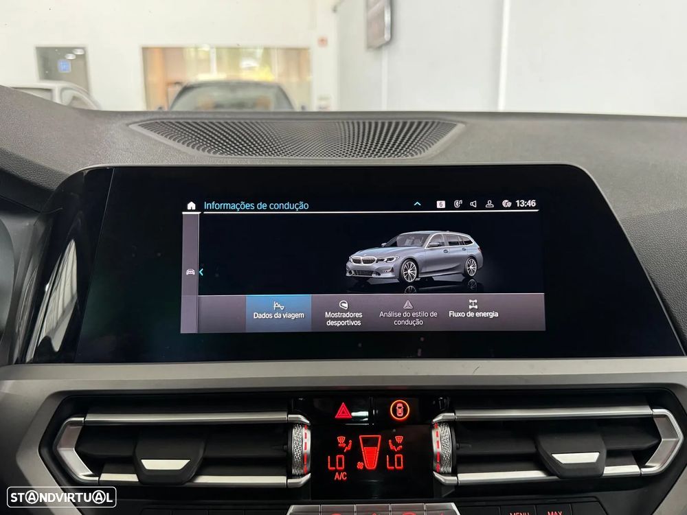 BMW 330 e Touring Pack M Auto - 27