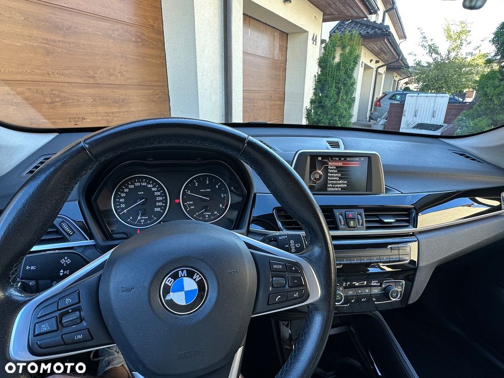 BMW X1 sDrive18d Sport - 23