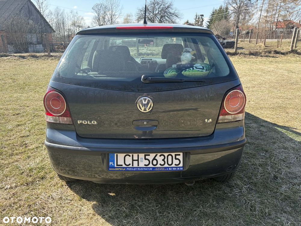 Volkswagen Polo 1.4 16V Comfortline - 5