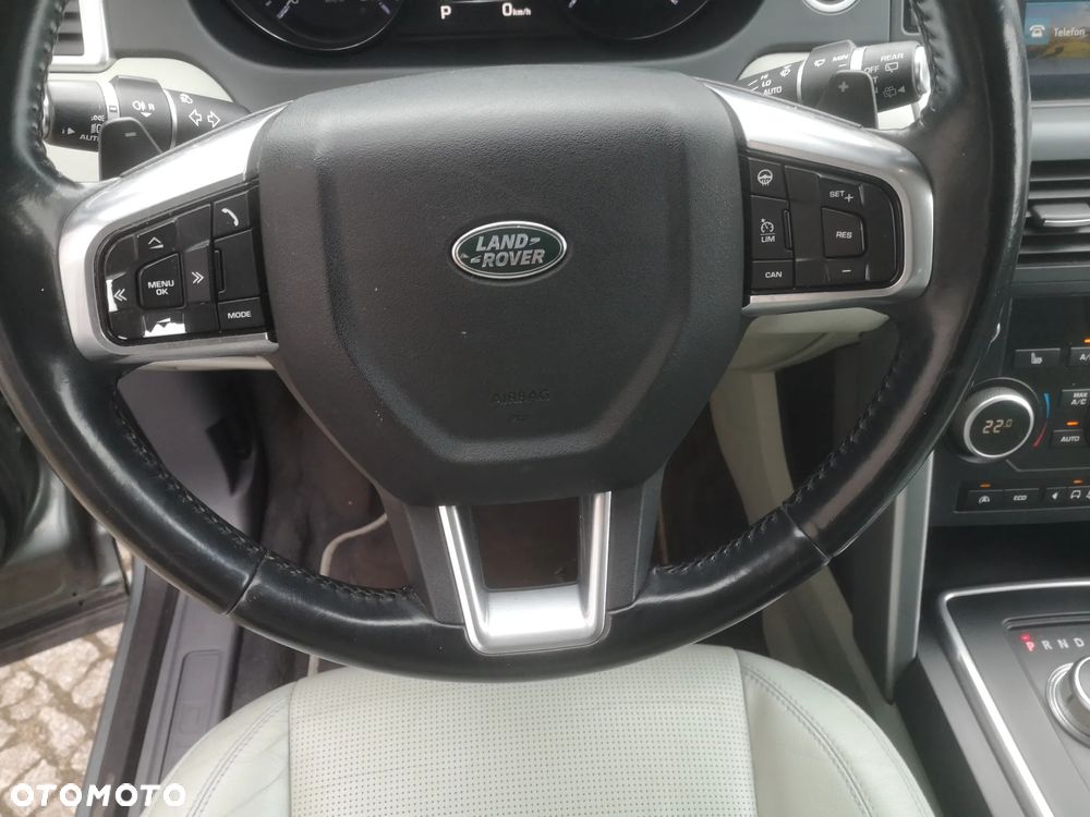 Land Rover Discovery Sport - 12